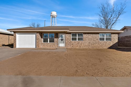 726 11th St, Wolfforth, TX, 79382-2404 | Card Image