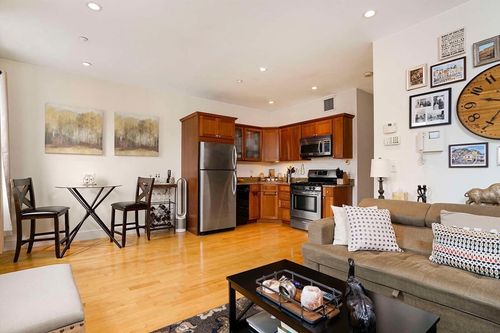 7-8 Garden Court St, Boston, MA, 02113 | Card Image