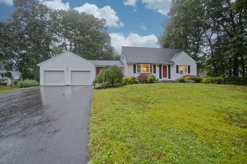 4 Birchwood Ter, Enfield, CT, 06082-2733 | Card Image