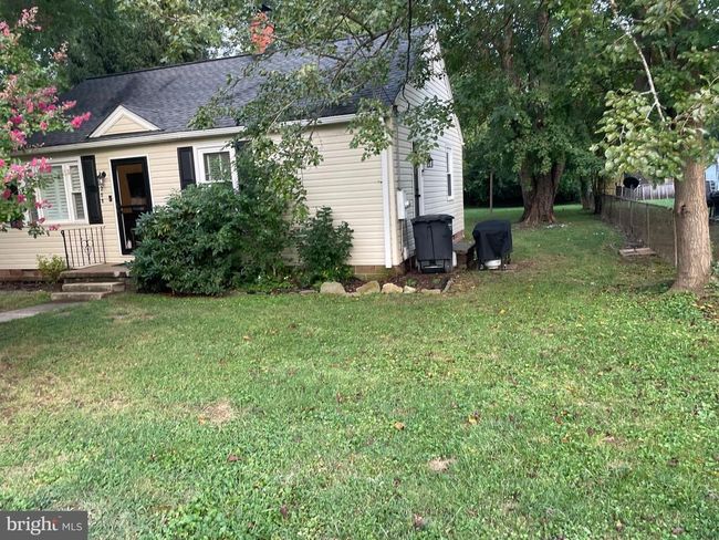208 Mimosa Ave, House other with 3 bedrooms, 1 bathrooms and null parking in COLONIAL BEACH VA | Image 28
