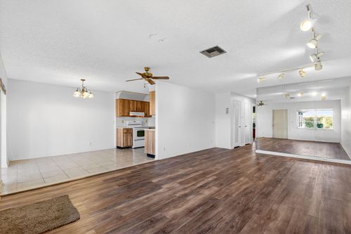 3454 Americo Dr, West Palm Beach, FL, 33417-1028 | Card Image