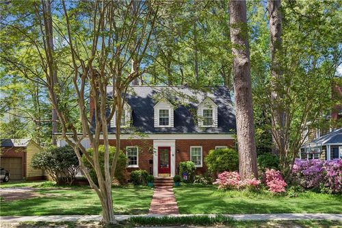 31 Stratford Rd, Newport News, VA, 23601-3920 | Card Image
