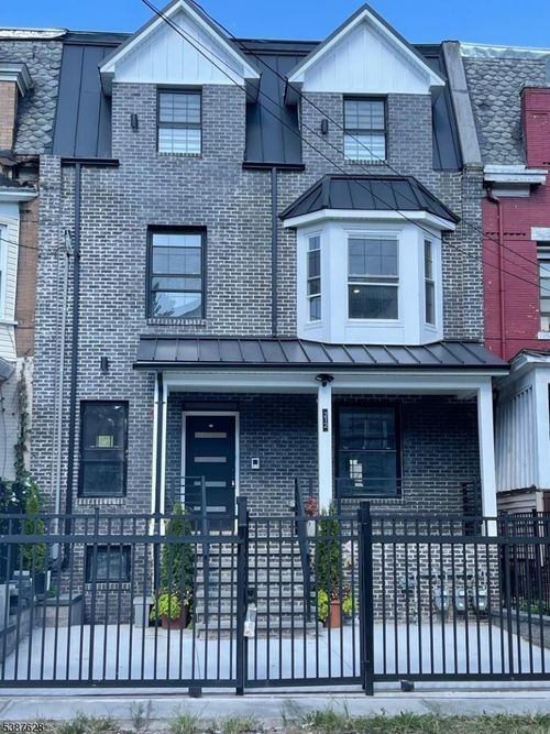 apt-1-212 N 9th St, Newark, NJ, 07107-3721 | Card Image