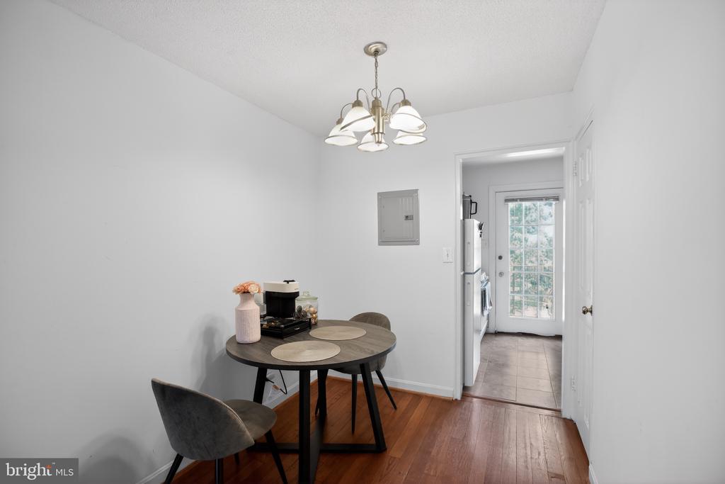 Residential in ARLINGTON 5