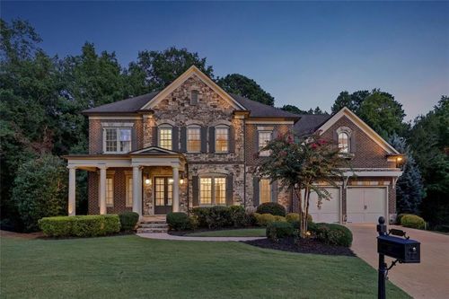 1070 Stonegrove Ln, Roswell, GA, 30075-3584 | Card Image