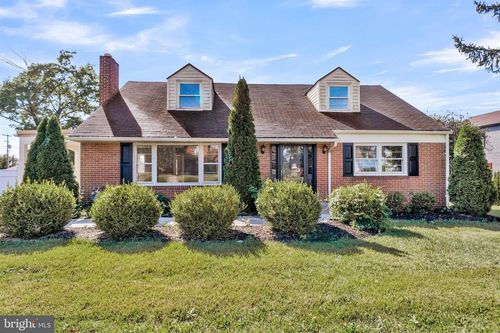 4070 W Market St, YORK, PA, 17408-5932 | Card Image