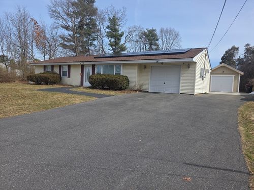 15 Wachusetts Rd, Brockton, MA, 02302-4161 | Card Image