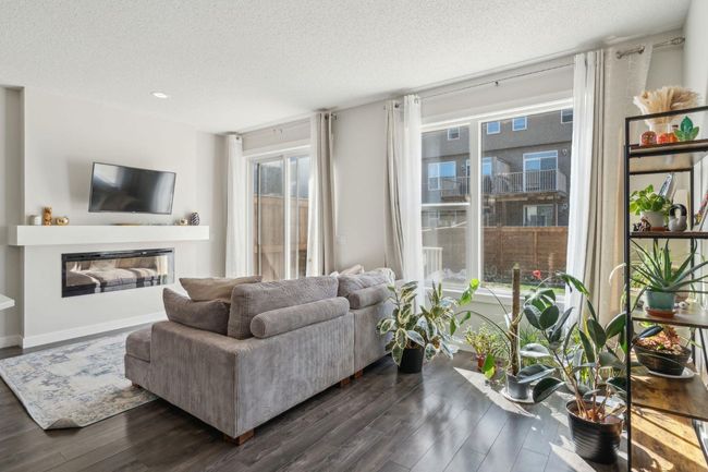 35 Sage Bluff Heights Nw, Home with 3 bedrooms, 3 bathrooms and 2 parking in Calgary AB | Image 11