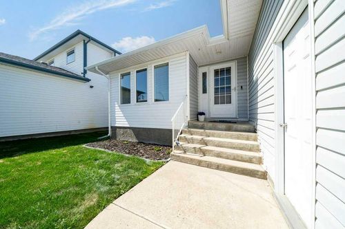 46 Sage Close Se, Medicine Hat, AB, T1B4H7 | Card Image