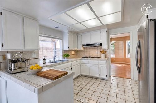 12022 Falcon Crest Way, Porter Ranch, CA, 91326-3895 | Card Image