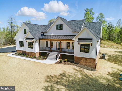39 Bear Ct, BUMPASS, VA, 23024-4960 | Card Image