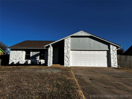 11207 S 1st Street, Jenks, OK, 74037 | Card Image