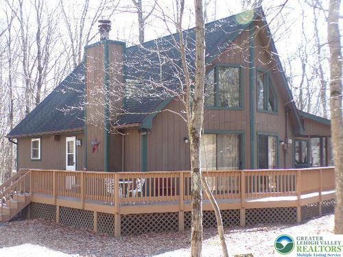 64 Hugo Dr, Albrightsville, PA, 18210-2269 | Card Image