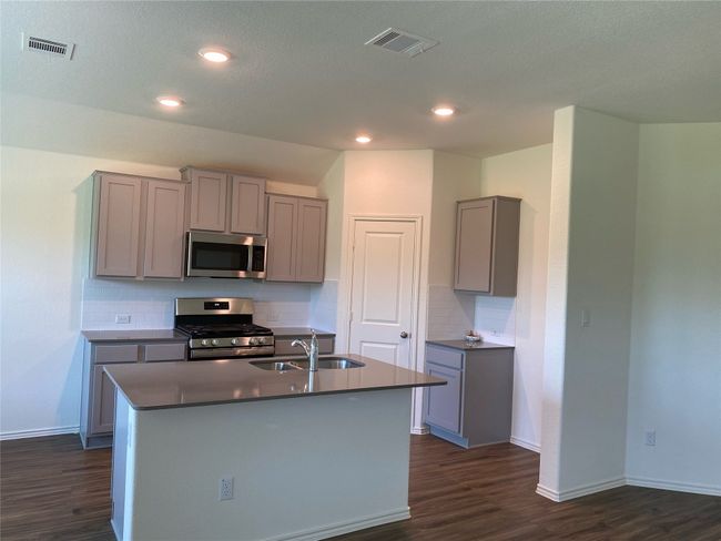 3444 Pauling Loop Road, House other with 3 bedrooms, 2 bathrooms and null parking in Round Rock TX | Image 13