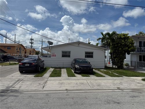 apt-1-320 W 10th St, Hialeah, FL, 33010-3838 | Card Image