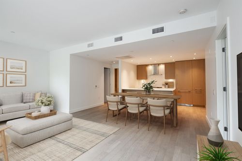 106-1055 Ridgewood Dr, North Vancouver, BC, V7R0A6 | Card Image
