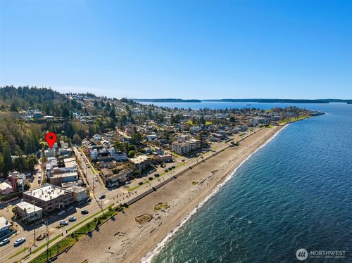 2455 Wickstrom Pl Sw, Seattle, WA, 98116-4888 | Card Image