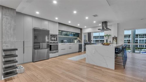 apt-207-3051 Ne 47th Ct, Fort Lauderdale, FL, 33308-5377 | Card Image