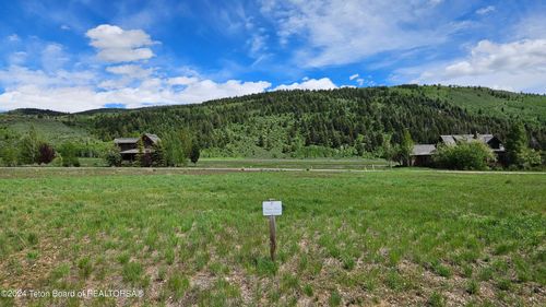 7513 Reserve Dr, Victor, ID, 83455 | Card Image