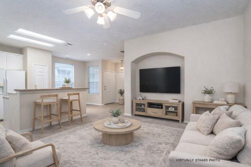 207 N Burberry Park Cir, The Woodlands, TX, 77382-5428 | Card Image