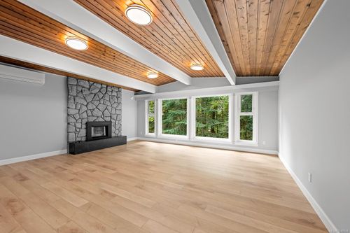 245 Glacier View Dr, Comox, BC, V9M1G6 | Card Image