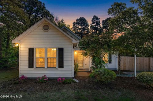 315 Tangle Oaks Ct Se, Belville, NC, 28451-8599 | Card Image