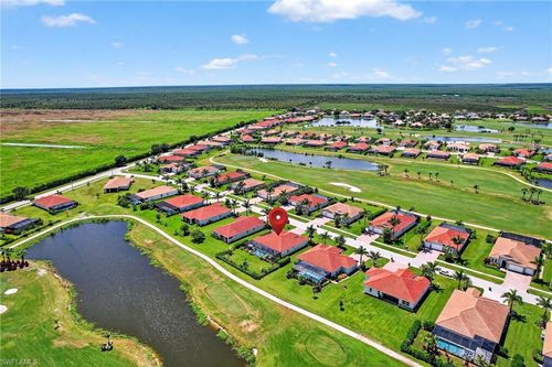 18725 Lake Hammock Dr, NAPLES, FL, 34114 | Card Image