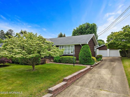 24 Heidl Ave, West Long Branch, NJ, 07764-1520 | Card Image