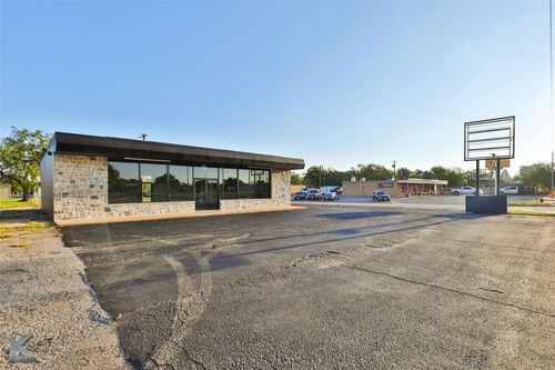 3350 N 10th St, Abilene, TX, 79603-4652 | Card Image