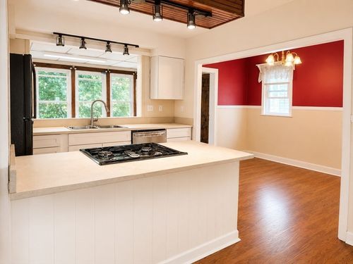 2-19 Blaine Ave, Beverly, MA, 01915-2503 | Card Image