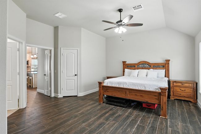 3829 Honey Grove Dr, House other with 4 bedrooms, 3 bathrooms and null parking in Midlothian TX | Image 19