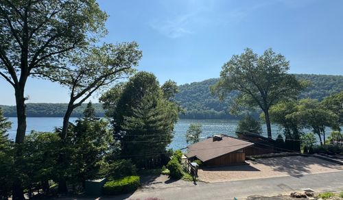 9 Lake Point Dr, New Milford, CT, 06776-4145 | Card Image
