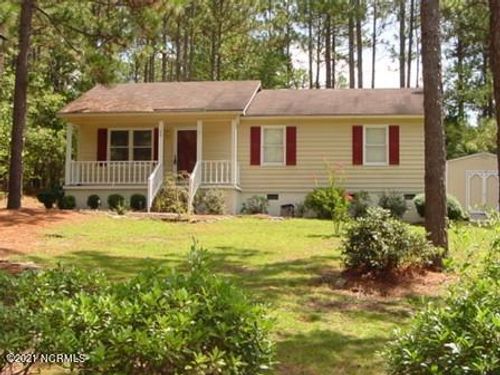40 Old Hunt Rd, Pinehurst, NC, 28374-7013 | Card Image
