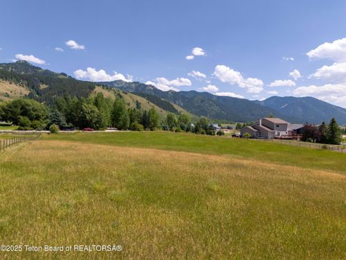 83 Lariat Dr, Etna, WY, 83118 | Card Image