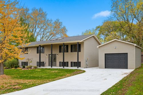 25 Dirstien St N, Bruce, ON, N0G1S0 | Card Image