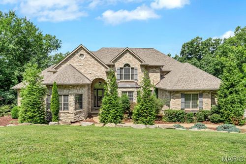 1233 Diamond Valley Dr, High Ridge, MO, 63049-1147 | Card Image