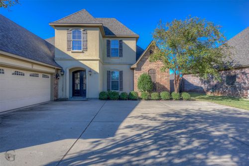 223 Piccadilly Cir, Bossier City, LA, 71111-7127 | Card Image