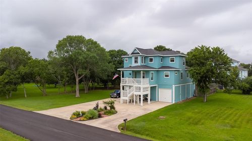 114 Baywood St, Shoreacres, TX, 77571-7315 | Card Image