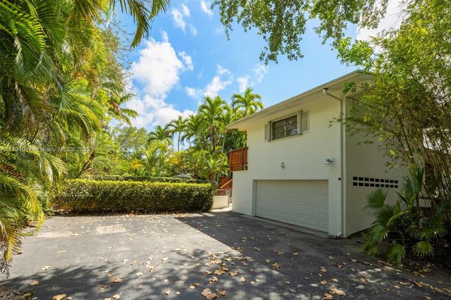 7920 Sw 132 Nd St, House other with 3 bedrooms, 2 bathrooms and null parking in Pinecrest FL | Image 20