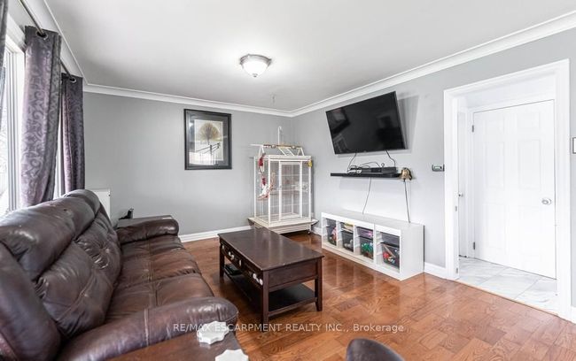 43 Armstrong Ave, House other with 4 bedrooms, 2 bathrooms and 2 parking in Hamilton ON | Image 5