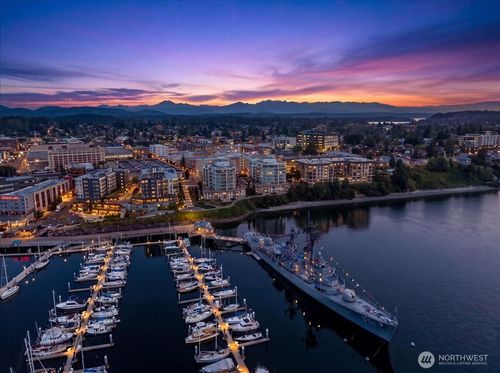 91-320 Washington Ave, Bremerton, WA, 98337-1864 | Card Image