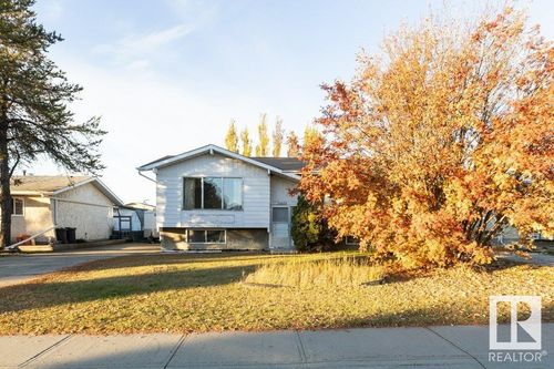 10616 107 St, Westlock, AB, T7P1E2 | Card Image