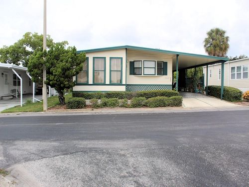 802 Date Palm St, Largo, FL, 33778-1318 | Card Image