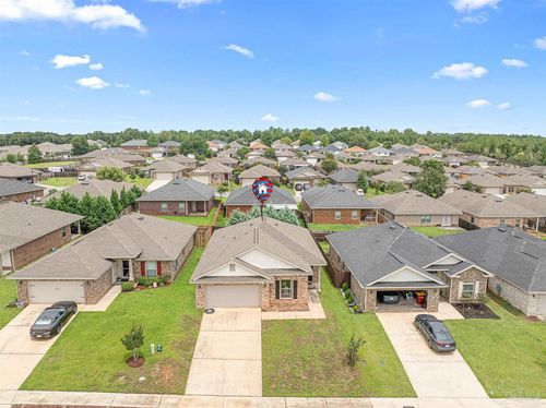 5608 Blue Sky Ct, Milton, FL, 32583-8662 | Card Image