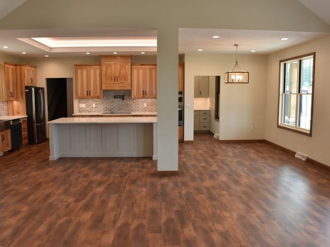 15990 Meadow Dr, House other with 3 bedrooms, 4 bathrooms and null parking in Saegertown PA | Image 11