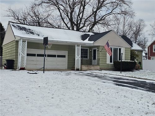 54 Pulsifer Dr, Auburn, NY, 13021-5013 | Card Image