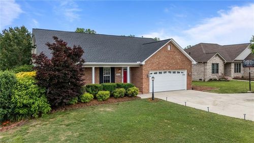 6058 Weant Rd, Archdale, NC, 27263-4179 | Card Image