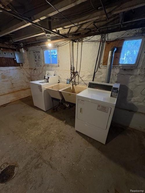 115 Ballard St, Ypsilanti, MI, 48197-2667 | Card Image