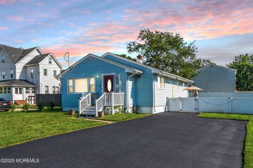 279 W End Ave, Long Branch, NJ, 07740-5235 | Card Image