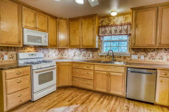 2080 Dead End Ln, Home with 2 bedrooms, 2 bathrooms and null parking in Ledbetter TX | Image 14
